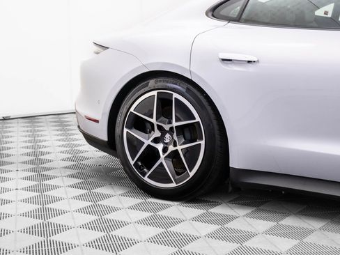 Certified 2025 Porsche Taycan image 32