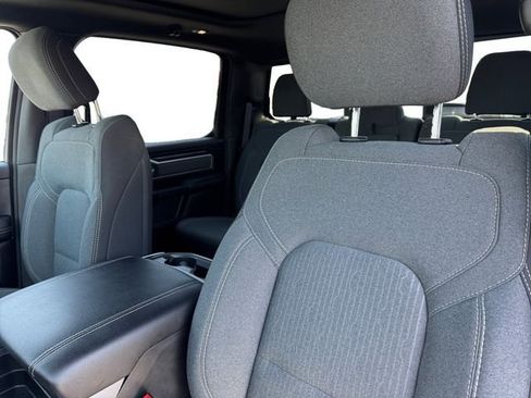 Used 2022 RAM 1500 Big Horn AWD/4WD image 18
