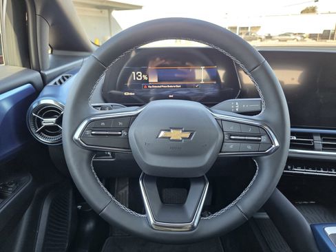 New 2026 Chevrolet Equinox EV LT w/ LPO, Blackout Package image 30