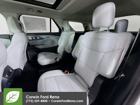New 2026 Ford Explorer Platinum w/ LUX Leather Package AWD/4WD image 28