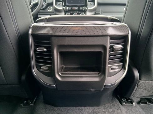 New 2026 RAM 1500 4x4 Crew Cab image 28