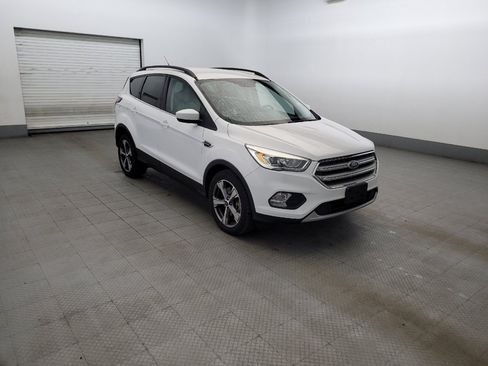 Used 2017 Ford Escape SE w/ SE Leather Comfort Package AWD/4WD image 13