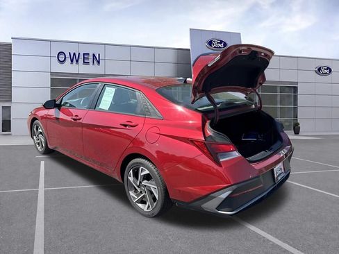 Used 2025 Hyundai Elantra Sport FWD image 30