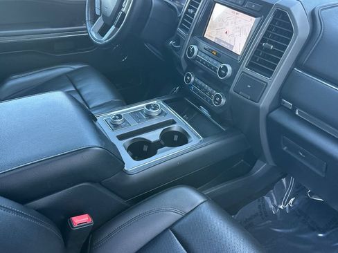 Used 2021 Ford Expedition XLT AWD/4WD image 16