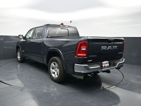 New 2026 RAM 1500 4x4 Crew Cab image 7