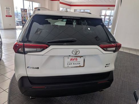 Used 2025 Toyota RAV4 XLE image 7