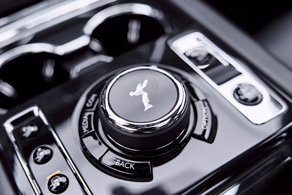 Used 2020 Rolls-Royce Cullinan AWD/4WD image 75