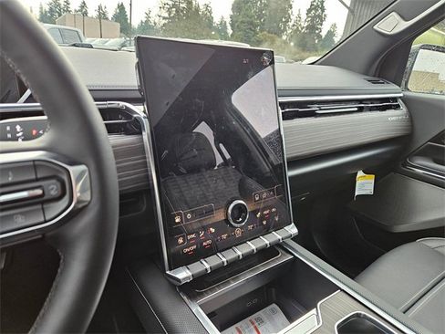 New 2025 GMC Sierra EV Denali image 24