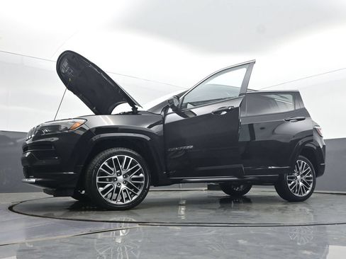 Used 2022 Jeep Compass Limited w/ Elite Group AWD/4WD image 62