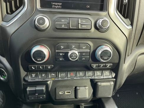 Used 2022 GMC Sierra 2500 AT4 w/ AT4 Preferred Package image 14