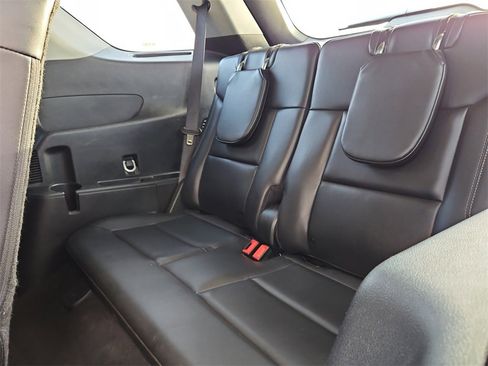 Used 2023 Ford Explorer XLT w/ Equipment Group 202A image 30