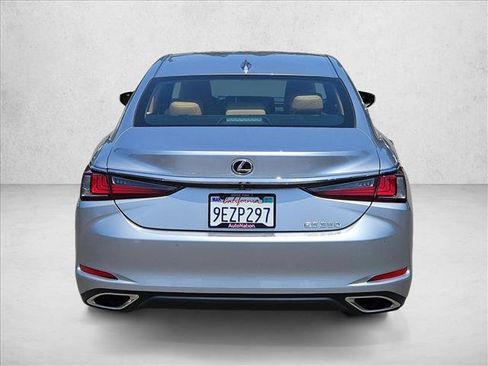 Used 2023 Lexus ES 350 w/ Premium Package FWD image 6
