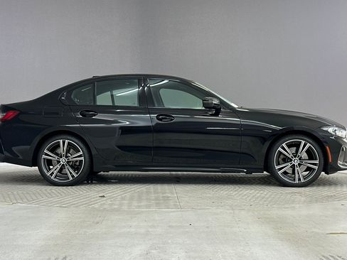 Certified 2023 BMW 330i Sedan RWD image 7