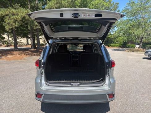 Used 2019 Toyota Highlander Limited AWD/4WD image 24