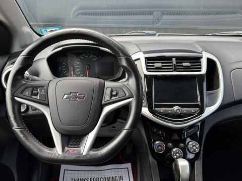 Used 2020 Chevrolet Sonic LT w/ Convenience Package FWD image 24