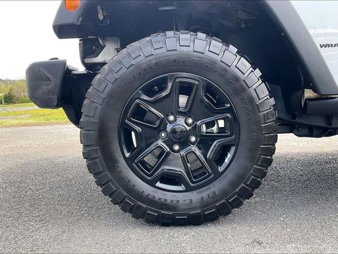 Used 2018 Jeep Wrangler Sport AWD/4WD image 31