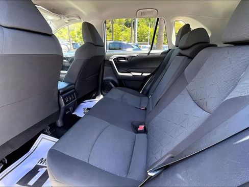 Used 2023 Toyota RAV4 XLE FWD image 16