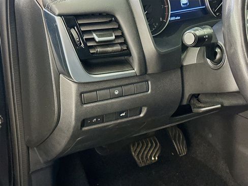 Used 2021 Nissan Rogue SV w/ Premium Package AWD/4WD image 17