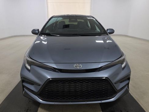 Used 2025 Toyota Corolla SE FWD image 2