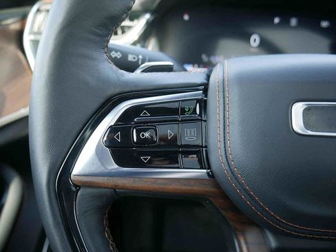 Used 2025 Jeep Grand Cherokee L Summit w/ Advanced Protech Group IV image 41