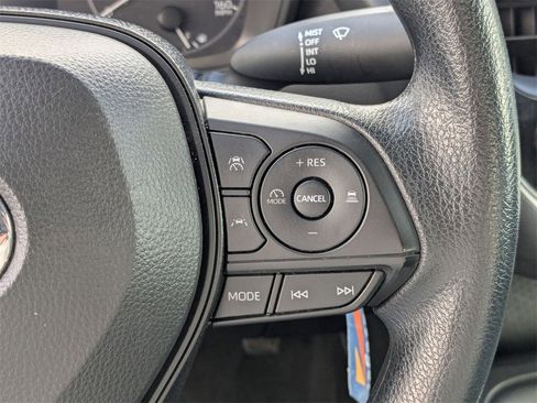 Used 2024 Toyota Corolla LE image 19