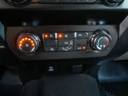 Used 2021 Ford F250 XLT image 23