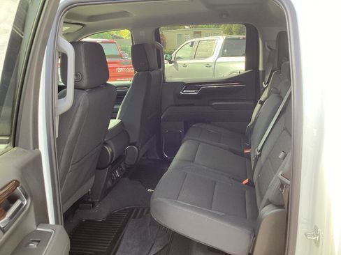 New 2026 GMC Sierra 1500 Elevation image 13