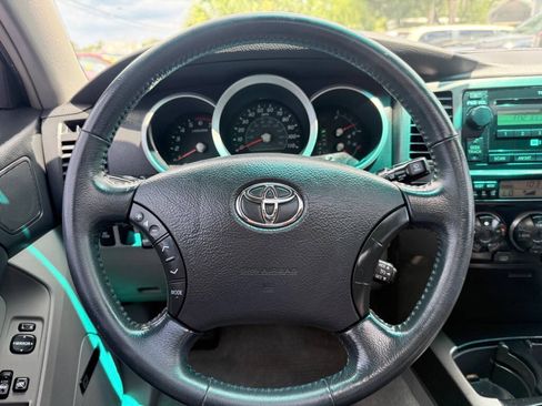 Used 2008 Toyota 4Runner SR5 RWD image 13