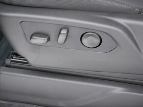 New 2026 GMC Sierra 1500 Pro w/ Pro Value Package image 16