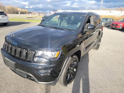Used 2019 Jeep Grand Cherokee Laredo