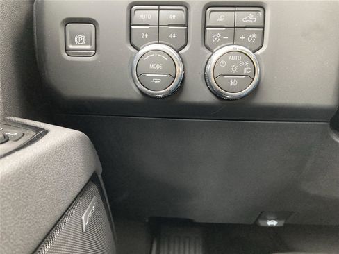 New 2026 GMC Sierra 1500 AT4 w/ AT4 Premium Package image 29