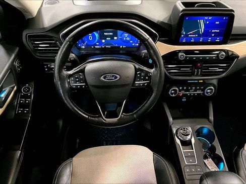 Used 2021 Ford Escape Titanium w/ Titanium Elite Package image 6