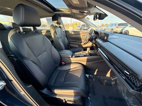 Used 2025 Honda Accord Touring image 22