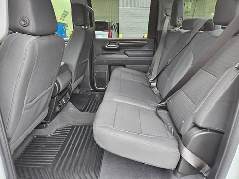Used 2025 Chevrolet Silverado 2500 LT w/ Convenience Package AWD/4WD image 16