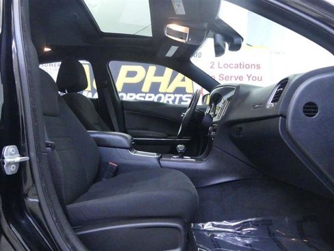 Used 2014 Dodge Charger SXT w/ Driver Confidence Group (AJG) image 7