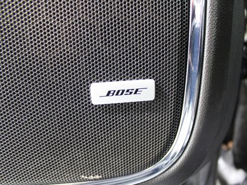 Used 2018 Chevrolet Tahoe LT image 8