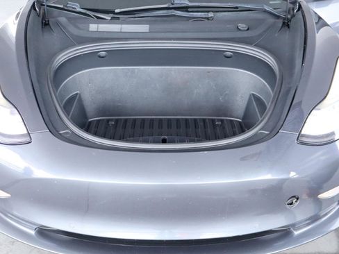 Used 2021 Tesla Model 3 Performance AWD/4WD image 38