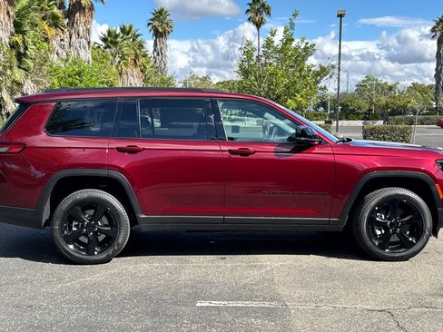 New 2025 Jeep Grand Cherokee L Limited w/ Black Appearance Package image 2