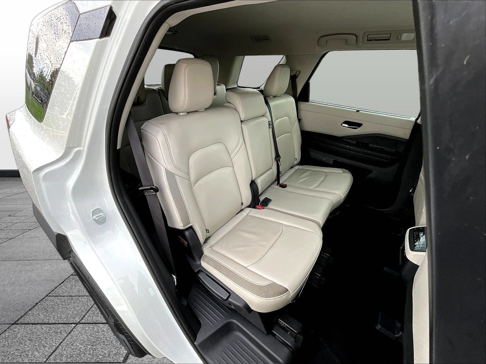 Certified 2023 Nissan Pathfinder SL AWD/4WD image 28