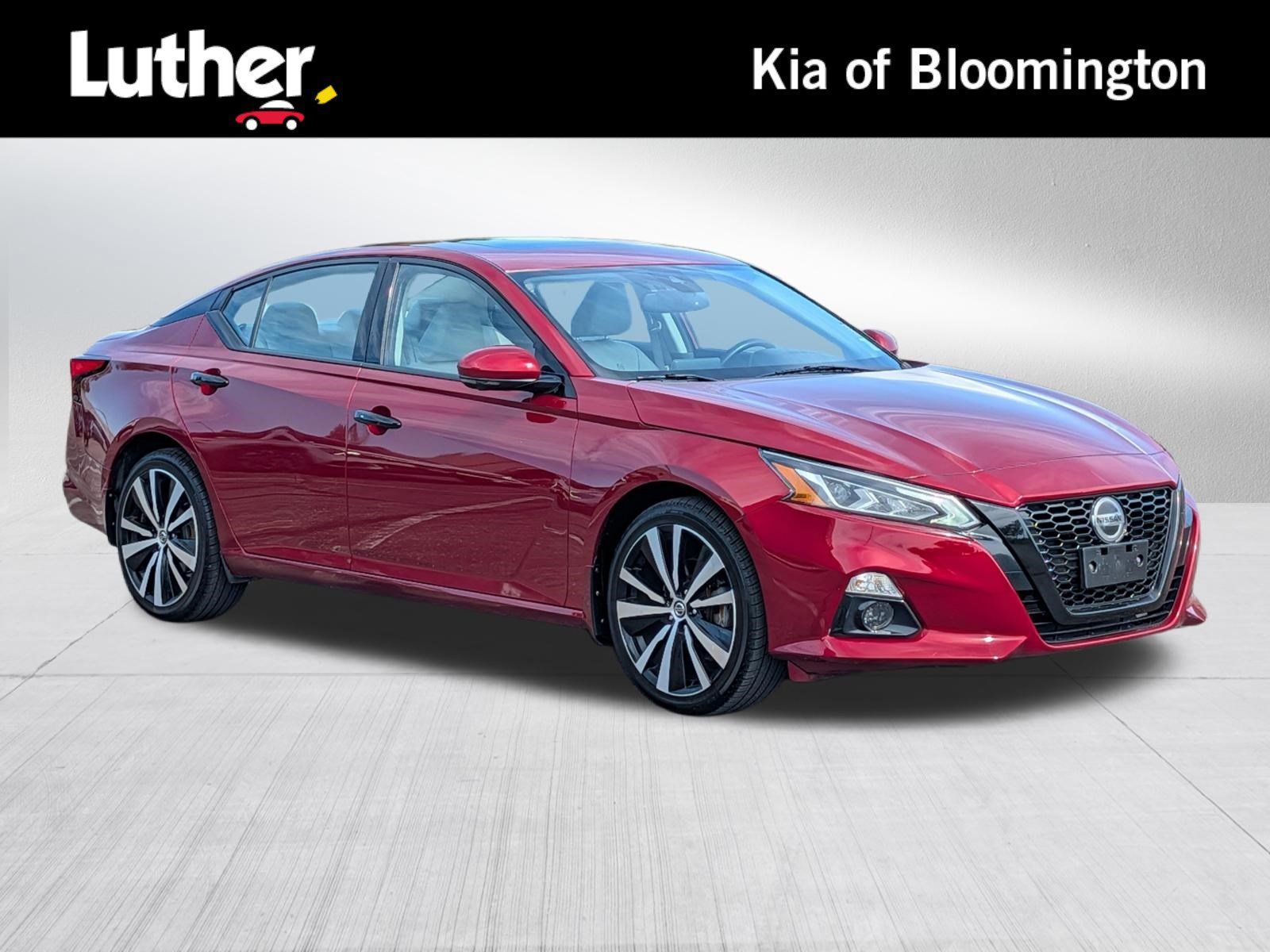 Used 2020 Nissan Altima 2.5 Platinum AWD/4WD image 1