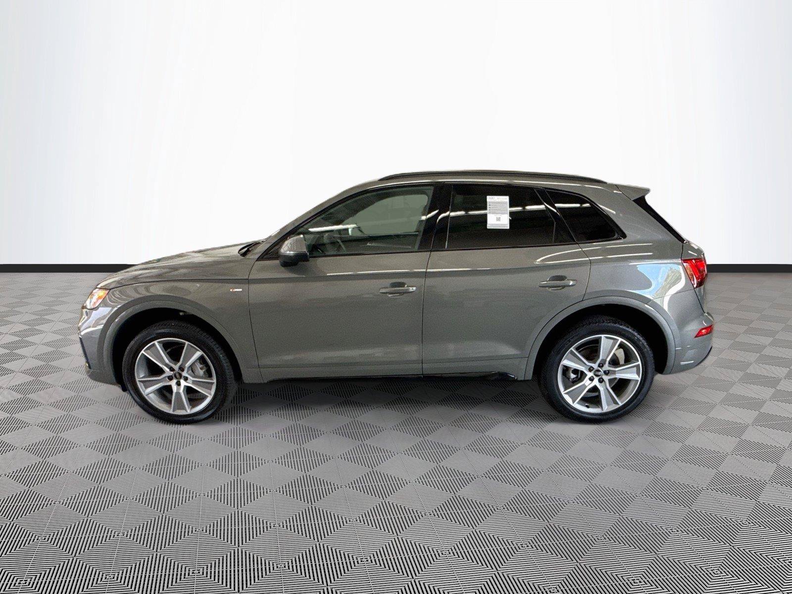 Certified 2025 Audi Q5 2.0T Premium AWD/4WD image 4