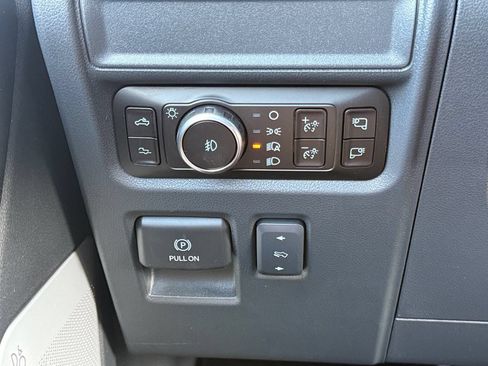 Used 2026 Ford F150 Raptor AWD/4WD image 19