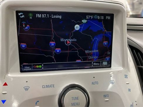 Used 2013 Chevrolet Volt Premium w/ Premium Trim Package FWD image 29
