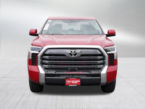 Used 2024 Toyota Tundra Limited w/ Power Package AWD/4WD image 2