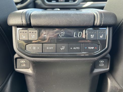 Certified 2024 Toyota Grand Highlander AWD image 22