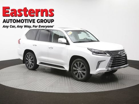 Used 2018 Lexus LX 570 4WD w/ Luxury Package image 59