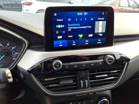 Used 2022 Ford Escape SE image 22