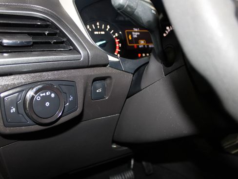 Used 2014 Ford Fusion SE FWD image 17