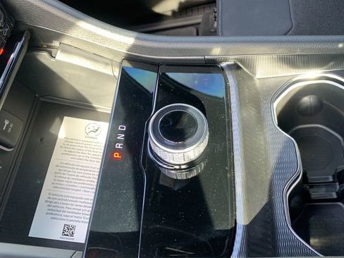 New 2026 Jeep Grand Cherokee L Laredo image 13