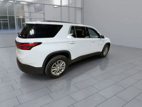 Used 2023 Chevrolet Traverse LT FWD image 8